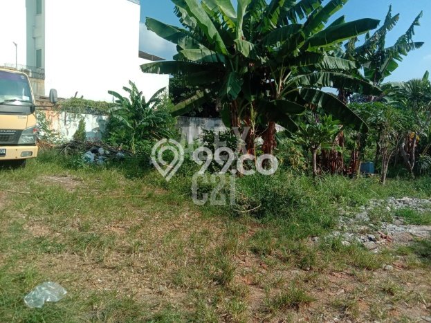 Tanah Dijual Lokasi Strategis di Jakarta Selatan dengan Luas 2561m2 Tanah Dijual Lokasi Strategis di Jakarta Selatan dengan Luas 2561m2