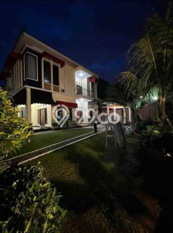 Ready to Use! Premium House LT 210m2 Desain Elegan di Ciganjur Ready to Use! Premium House LT 210m2 Desain Elegan di Ciganjur