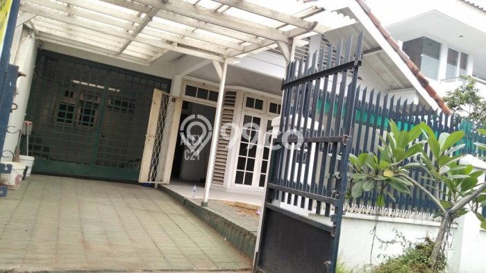 Rumah Mewah LB 160m2 Siap Huni Desain Elegan di Pondok Indah, Jakarta Selatan Rumah Mewah LB 160m2 Siap Huni Desain Elegan di Pondok Indah, Jakarta Selatan