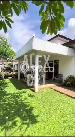 Jual Rumah Luas Elegan Dengan View Eksklusif di Kemang, Jakarta Selatan Jual Rumah Luas Elegan Dengan View Eksklusif di Kemang, Jakarta Selatan