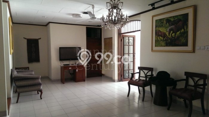 Rumah Luxury Modern Tanpa Renovasi di Kalibata Jakarta Selatan Rumah Luxury Modern Tanpa Renovasi di Kalibata Jakarta Selatan
