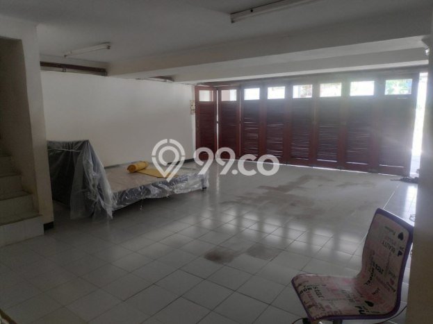 Hunian Minimalis Untuk Disewakan di Pondok Indah Jakarta Selatan 4 KT & 4 KM Hunian Minimalis Untuk Disewakan di Pondok Indah Jakarta Selatan 4 KT & 4 KM