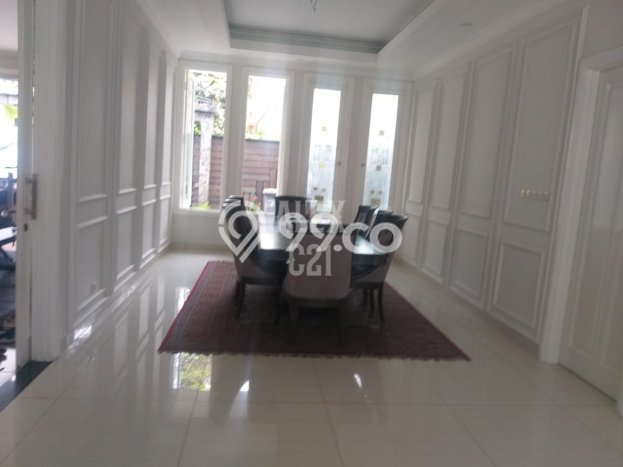 For Sale! Premium House LT 765m2 Desain Modern di Kemang For Sale! Premium House LT 765m2 Desain Modern di Kemang