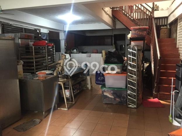 Dijual Rumah Luas Megah Dengan View Cantik di Kemang, Jakarta Selatan Dijual Rumah Luas Megah Dengan View Cantik di Kemang, Jakarta Selatan
