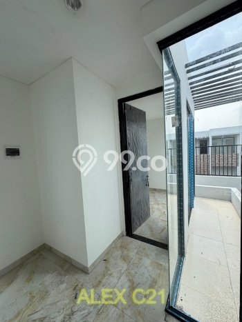 Rumah Modern 3 KT di Meruya Jakarta Barat Unfurnished Rumah Modern 3 KT di Meruya Jakarta Barat Unfurnished