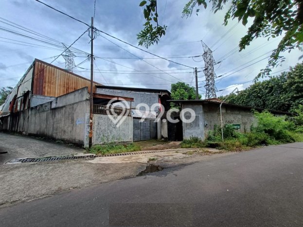Gudang Usaha Dijual di Pondok Aren Tangerang Selatan LT 2000m2 & LB 500m2 Gudang Usaha Dijual di Pondok Aren Tangerang Selatan LT 2000m2 & LB 500m2
