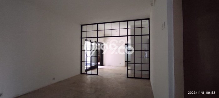 Hunian Eksklusif Dijual LT 295m2 di Pancoran, Jakarta Selatan Hunian Eksklusif Dijual LT 295m2 di Pancoran, Jakarta Selatan