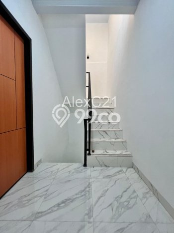 Dijual Rumah Strategis Bagus Punya 3 KT di Jagakarsa Jakarta Selatan SHM Dijual Rumah Strategis Bagus Punya 3 KT di Jagakarsa Jakarta Selatan SHM