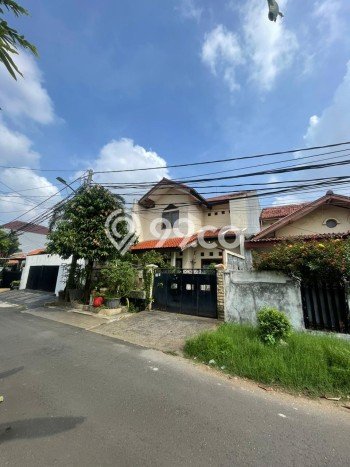 Rumah Elit Modern Tanpa Renovasi di Pejaten Jakarta Selatan Rumah Elit Modern Tanpa Renovasi di Pejaten Jakarta Selatan