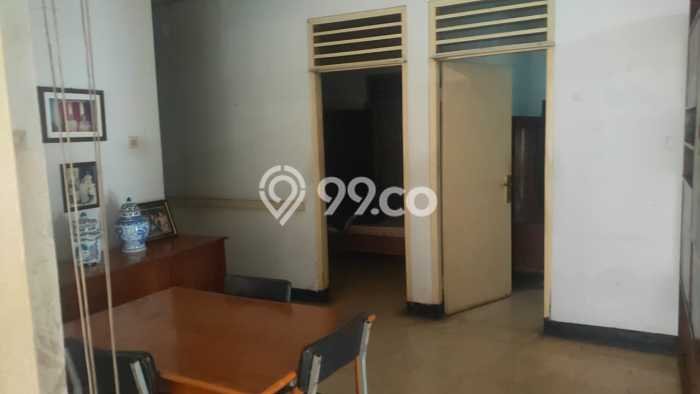 Jual Rumah Luas Elegan Dengan View Cantik di Bintaro, Jakarta Selatan Jual Rumah Luas Elegan Dengan View Cantik di Bintaro, Jakarta Selatan