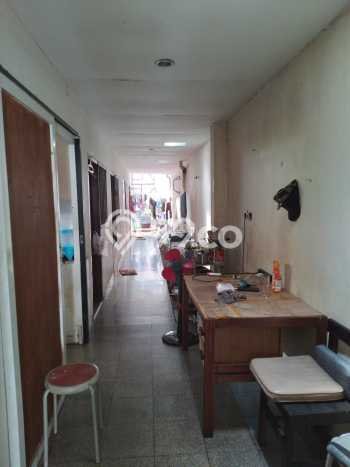 Disewakan Rumah Harga Terjangkau di Kemang Jakarta Selatan dengan 4 Kamar Tidur Disewakan Rumah Harga Terjangkau di Kemang Jakarta Selatan dengan 4 Kamar Tidur
