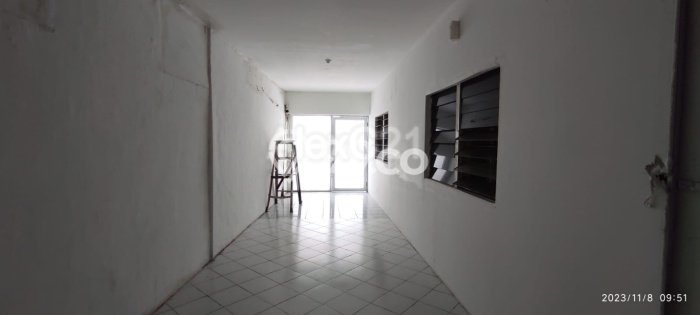 Hunian Eksklusif Dijual LT 295m2 di Pancoran, Jakarta Selatan Hunian Eksklusif Dijual LT 295m2 di Pancoran, Jakarta Selatan