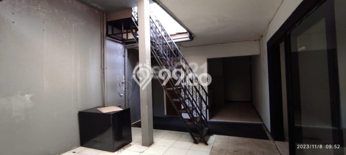 Hunian Eksklusif Dijual LT 295m2 di Pancoran, Jakarta Selatan Hunian Eksklusif Dijual LT 295m2 di Pancoran, Jakarta Selatan