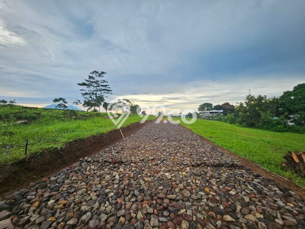 Tanah untuk Dijual Lokasi Cisarua, Bogor Luas 195m2 - Tanah untuk Dijual Lokasi Cisarua, Bogor Luas 195m2 -