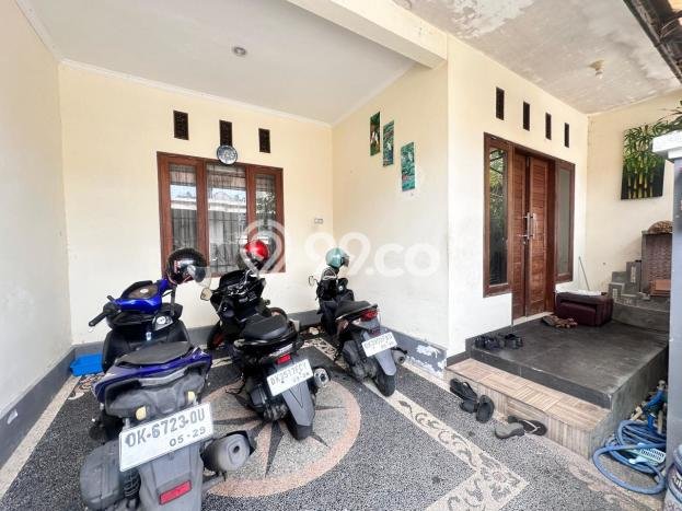 Rumah 6 Kamar Akses Transportasi Umum di , Badung Rumah 6 Kamar Akses Transportasi Umum di , Badung