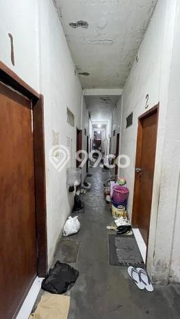 Rumah Kost untuk Dijual di Dukuh Pakis dengan 12 KT, 3 KM, Luas 330m2 Rumah Kost untuk Dijual di Dukuh Pakis dengan 12 KT, 3 KM, Luas 330m2