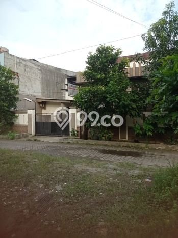 For Sale Rumah 5 Kamar Lokasi Strategis Nyaman dan Strategis di Bekasi Selatan For Sale Rumah 5 Kamar Lokasi Strategis Nyaman dan Strategis di Bekasi Selatan