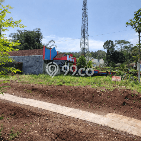 Tanah Dijual di Salatiga Seluas 297m2 Strategis Tanah Dijual di Salatiga Seluas 297m2 Strategis
