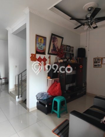 Rumah Modern 2 KT di Taman Surya Jakarta Barat Unfurnished Rumah Modern 2 KT di Taman Surya Jakarta Barat Unfurnished