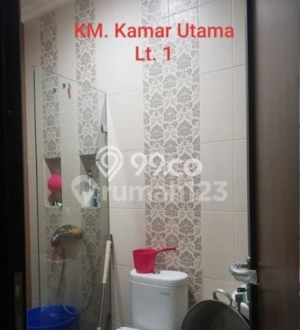 Rumah Asri di Taman Surya, 4 KT, Lingkungan Tenang, LT 120m² LB 200m² Rumah Asri di Taman Surya, 4 KT, Lingkungan Tenang, LT 120m² LB 200m²