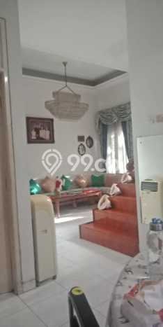Rumah Minimalis 3 KT di Joglo Jakarta Barat Rumah Minimalis 3 KT di Joglo Jakarta Barat