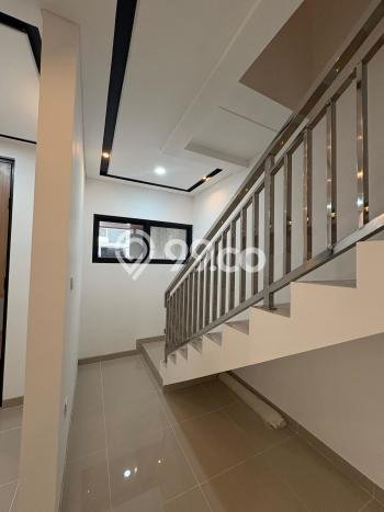 Hunian Mewah LB 160m2 Siap Huni Desain Elegan di Citra Garden, Jakarta Barat Hunian Mewah LB 160m2 Siap Huni Desain Elegan di Citra Garden, Jakarta Barat