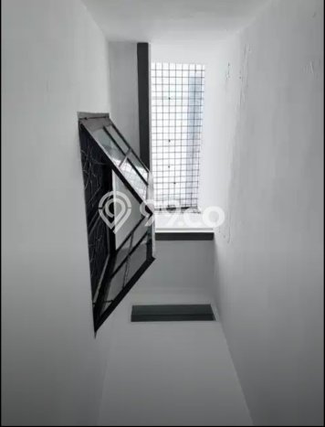 Jual Cepat Rumah 4 Kamar Tidur di Kawasan Residential Daan Mogot, Jakarta Barat Jual Cepat Rumah 4 Kamar Tidur di Kawasan Residential Daan Mogot, Jakarta Barat
