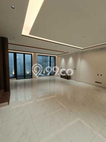 Rumah Elit LB 550m2 Siap Pakai Desain Elegan di Gading Serpong, Tangerang Rumah Elit LB 550m2 Siap Pakai Desain Elegan di Gading Serpong, Tangerang