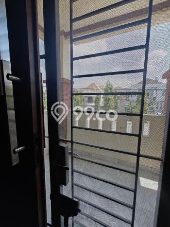 For Sale! Luxury House LT 160m2 Desain Modern di Citra Garden For Sale! Luxury House LT 160m2 Desain Modern di Citra Garden