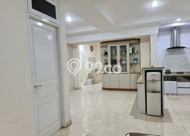 For Sale! Luxury House LT 185m2 Desain Modern di Taman Palem For Sale! Luxury House LT 185m2 Desain Modern di Taman Palem