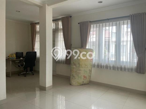 Rumah Siap Huni di Legenda Wisata Cibubur Rumah Siap Huni di Legenda Wisata Cibubur