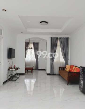 Rumah 2 Lantai Bagus Furnished Di Legenda Wisata Cibubur Rumah 2 Lantai Bagus Furnished Di Legenda Wisata Cibubur