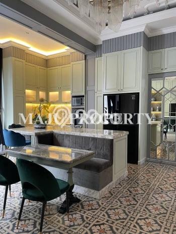 Dijual Rumah Luas Elegan Dengan View Cantik di Cibubur, Bekasi Dijual Rumah Luas Elegan Dengan View Cantik di Cibubur, Bekasi