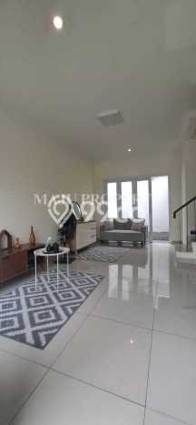Jual Rumah Strategis Bagus Punya 3 KT di Cimanggis Depok - Jual Rumah Strategis Bagus Punya 3 KT di Cimanggis Depok -