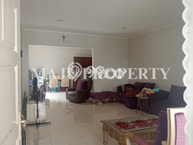 Dijual Hunian Rumah Terawat 3 Kamar di Kota Wisata, Jakarta Timur Dijual Hunian Rumah Terawat 3 Kamar di Kota Wisata, Jakarta Timur