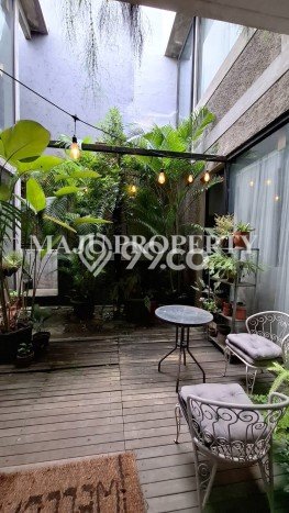 Cocok Untuk Investasi! Dijual Kost di Citra Grand 10 Kamar Cocok Untuk Investasi! Dijual Kost di Citra Grand 10 Kamar
