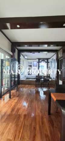 Rumah Luxury Modern Tanpa Renovasi di Legenda Wisata Jakarta Timur Rumah Luxury Modern Tanpa Renovasi di Legenda Wisata Jakarta Timur