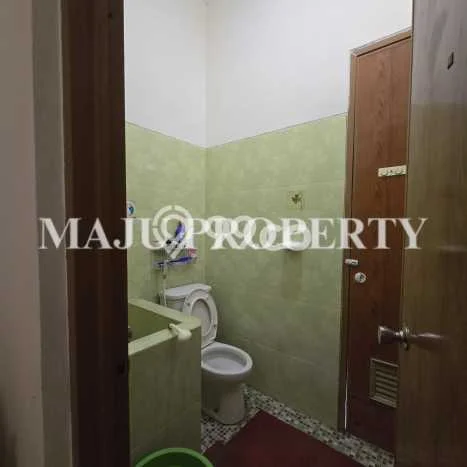 Ready to Use! Luxury House LT 689m2 Desain Elegan di Ciangsana Ready to Use! Luxury House LT 689m2 Desain Elegan di Ciangsana
