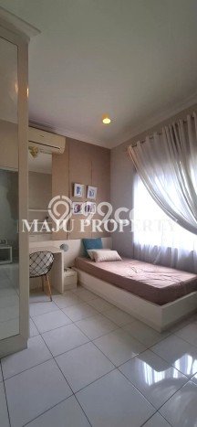 Rumah Luas Asri 3 KT Siap Pakai di Kota Wisata Jakarta Timur Rumah Luas Asri 3 KT Siap Pakai di Kota Wisata Jakarta Timur