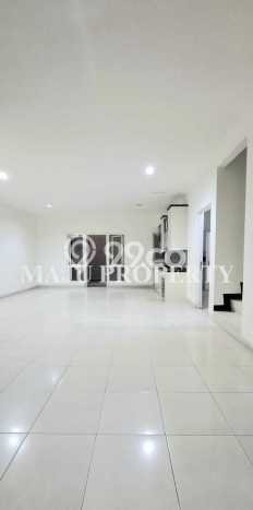 Jual Rumah Luas Elegan Dengan View Eksklusif di Kota Wisata, Bogor Jual Rumah Luas Elegan Dengan View Eksklusif di Kota Wisata, Bogor