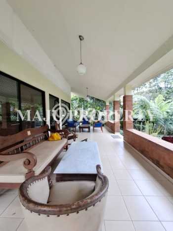 DIJUAL! Vila di Cisarua, Luas 1785m2m², Lokasi Strategis DIJUAL! Vila di Cisarua, Luas 1785m2m², Lokasi Strategis