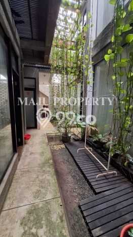 Kost untuk Dijual di Cibubur Punya 11 Kamar Kost untuk Dijual di Cibubur Punya 11 Kamar