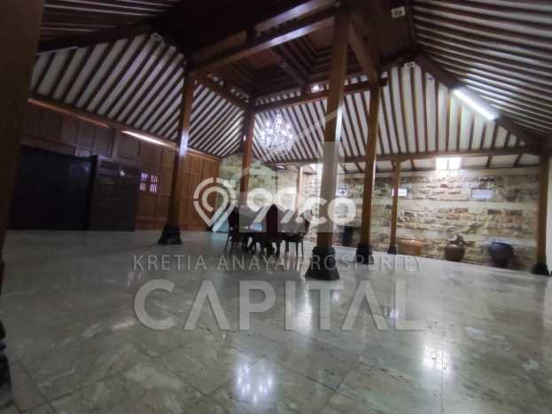 PILIHAN TEPAT! Rumah di Setra Duta, 4 KM, Dekat Sekolah, Luas 485m2m² Bangunan 500m2m² PILIHAN TEPAT! Rumah di Setra Duta, 4 KM, Dekat Sekolah, Luas 485m2m² Bangunan 500m2m²