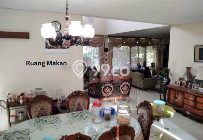 Rumah Mewah LB 354m2 Siap Huni Desain Elegan di Geger Kalong, Bandung Rumah Mewah LB 354m2 Siap Huni Desain Elegan di Geger Kalong, Bandung