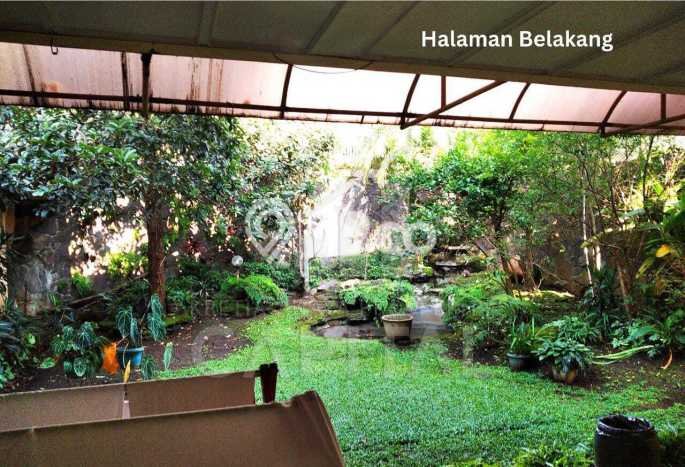 Rumah Mewah LB 354m2 Siap Huni Desain Elegan di Geger Kalong, Bandung Rumah Mewah LB 354m2 Siap Huni Desain Elegan di Geger Kalong, Bandung