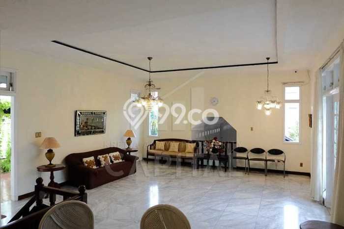 Jual Rumah Mewah Elegan Dengan View Cantik di Pondok Indah, Jakarta Selatan Jual Rumah Mewah Elegan Dengan View Cantik di Pondok Indah, Jakarta Selatan