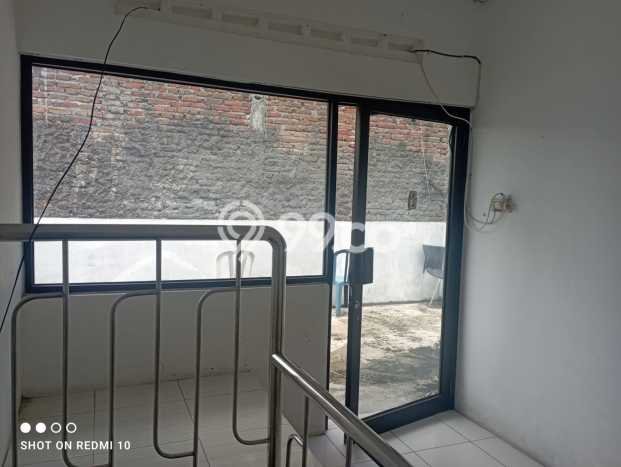 Unit Ruko Dijual di Gamping Sleman Luas Bangunan 120m2 Unit Ruko Dijual di Gamping Sleman Luas Bangunan 120m2
