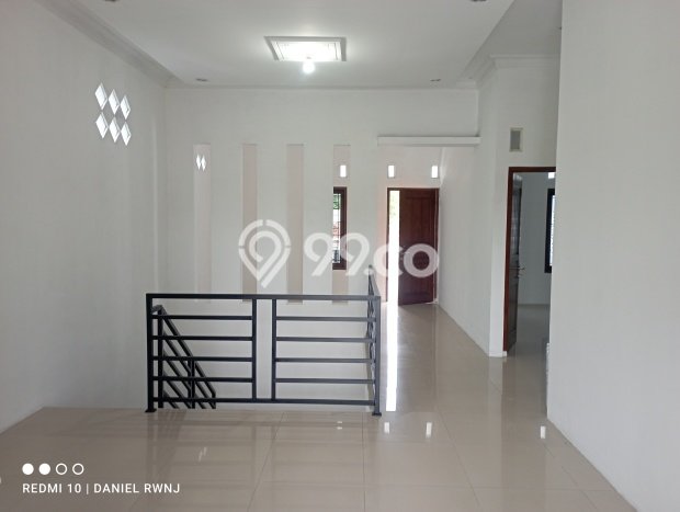 Rumah 5 KT 3 KM Pemandangan Kota di Banguntapan, Bantul Rumah 5 KT 3 KM Pemandangan Kota di Banguntapan, Bantul