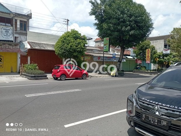 Lokasi Strategis! Dijual Ruko Bisnis di Mergangsan, Yogyakarta Kondisi Bagus Lokasi Strategis! Dijual Ruko Bisnis di Mergangsan, Yogyakarta Kondisi Bagus