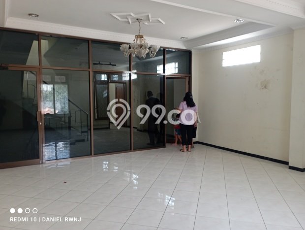 Lokasi Strategis! Dijual Ruko Bisnis di Mergangsan, Yogyakarta Kondisi Bagus Lokasi Strategis! Dijual Ruko Bisnis di Mergangsan, Yogyakarta Kondisi Bagus